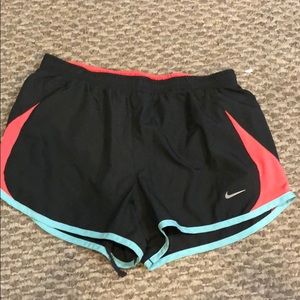 Nike shorts size small